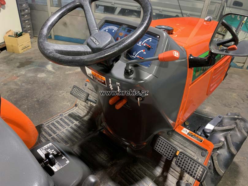Τρακτέρ HITACHI CTX18