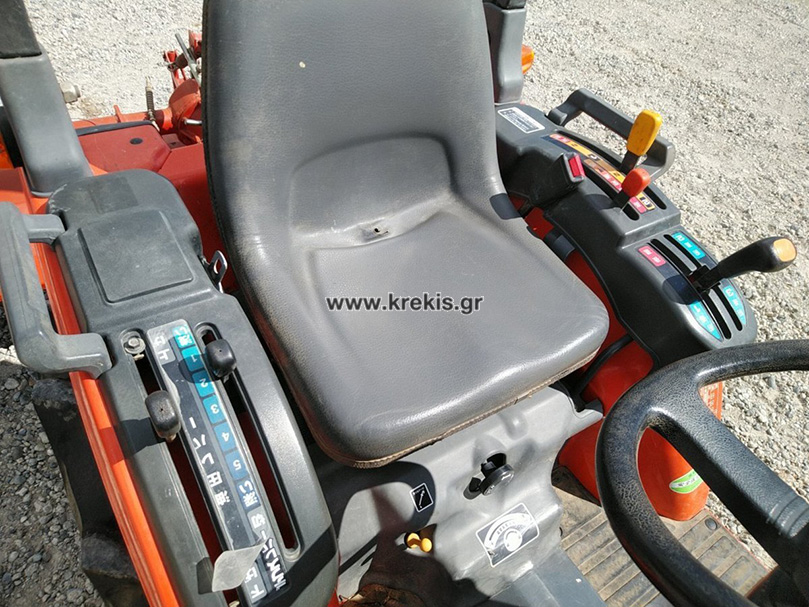 Τρακτέρ HITACHI CTX15