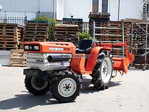 KUBOTA B1600