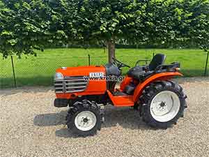 KUBOTA B925