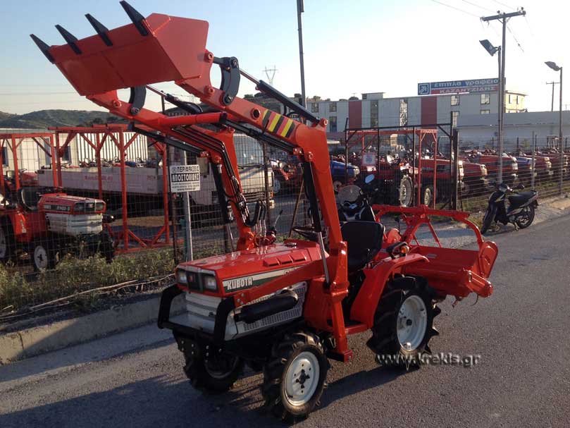 Τρακτέρ KUBOTA B 1402DT
