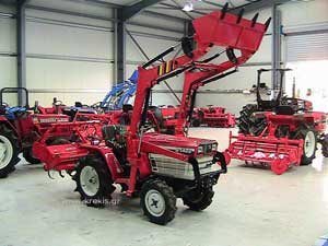 KUBOTA B1402