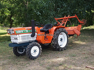 KUBOTA B1702