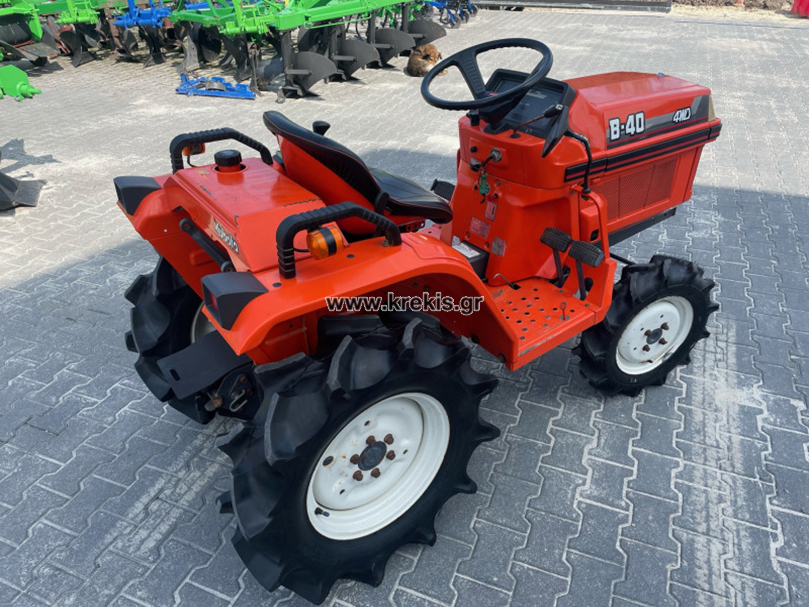 KUBOTA B-40