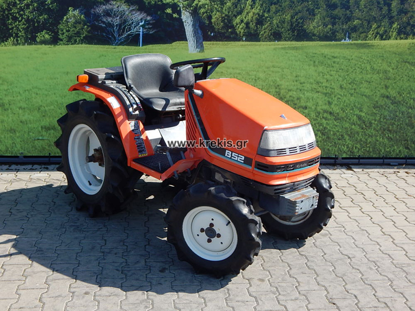 Τρακτέρ KUBOTA B52DT