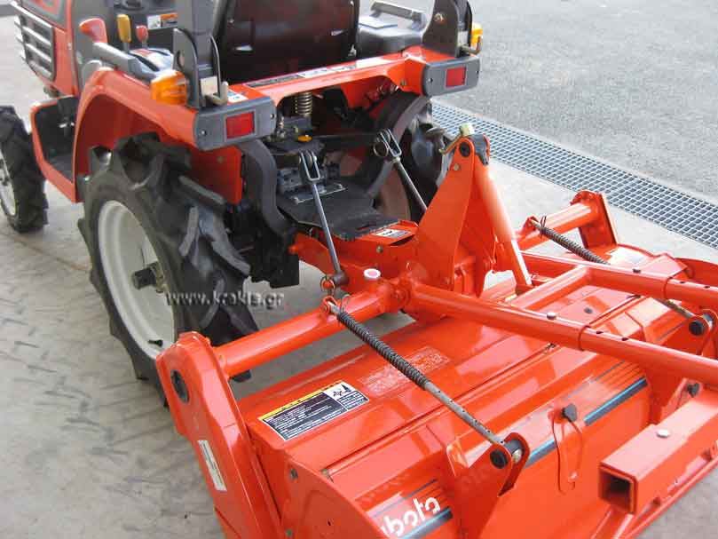 Τρακτέρ KUBOTA GB-13DT