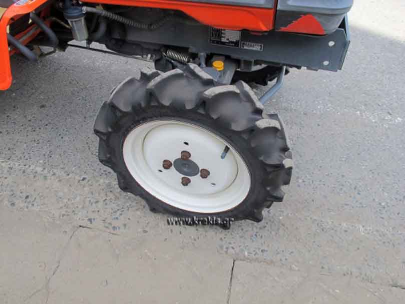 Τρακτέρ KUBOTA GB-13DT