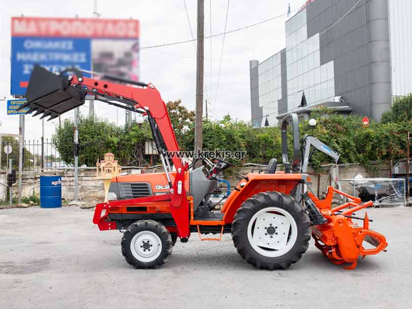 Τρακτέρ με κουβά KUBOTA GL220DT