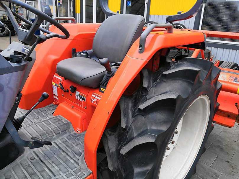 Τρακτέρ KUBOTA GL367