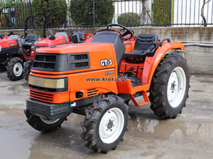 KUBOTA GT5