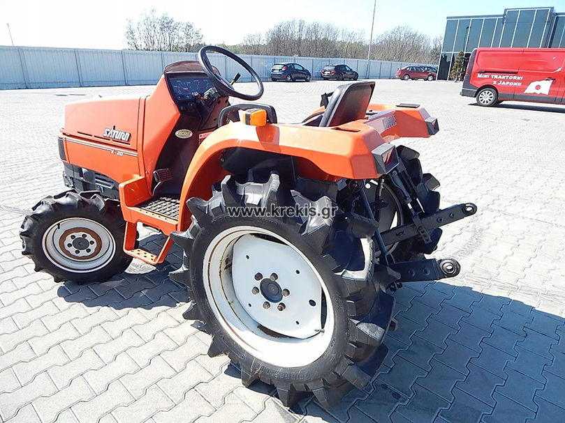 Τρακτέρ KUBOTA Saturn X-20