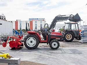 Τρακτέρ με φρέζα Mitsubishi MT245